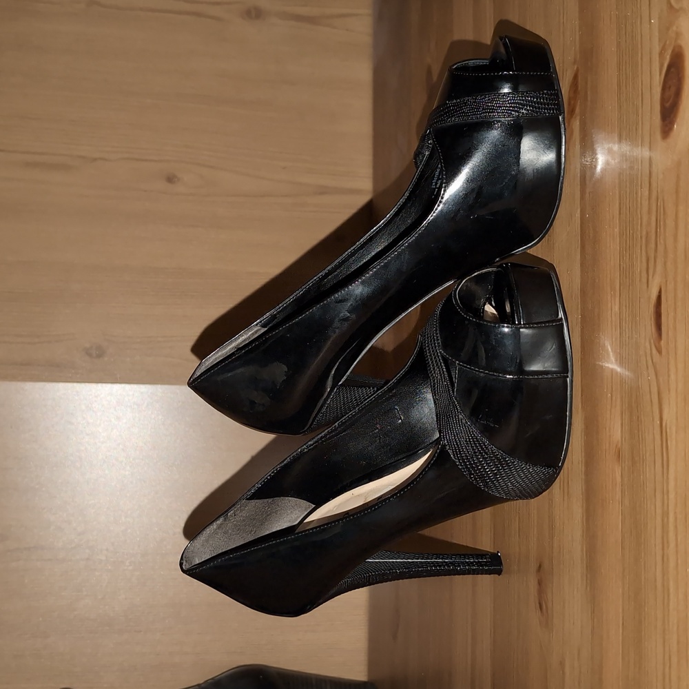 GUC Guess Heels